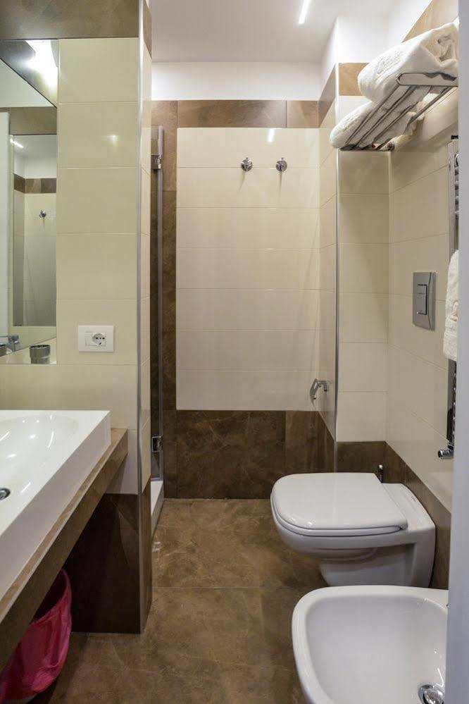Click&Sleep Fuorigrotta Apartamento Nápoles Exterior foto